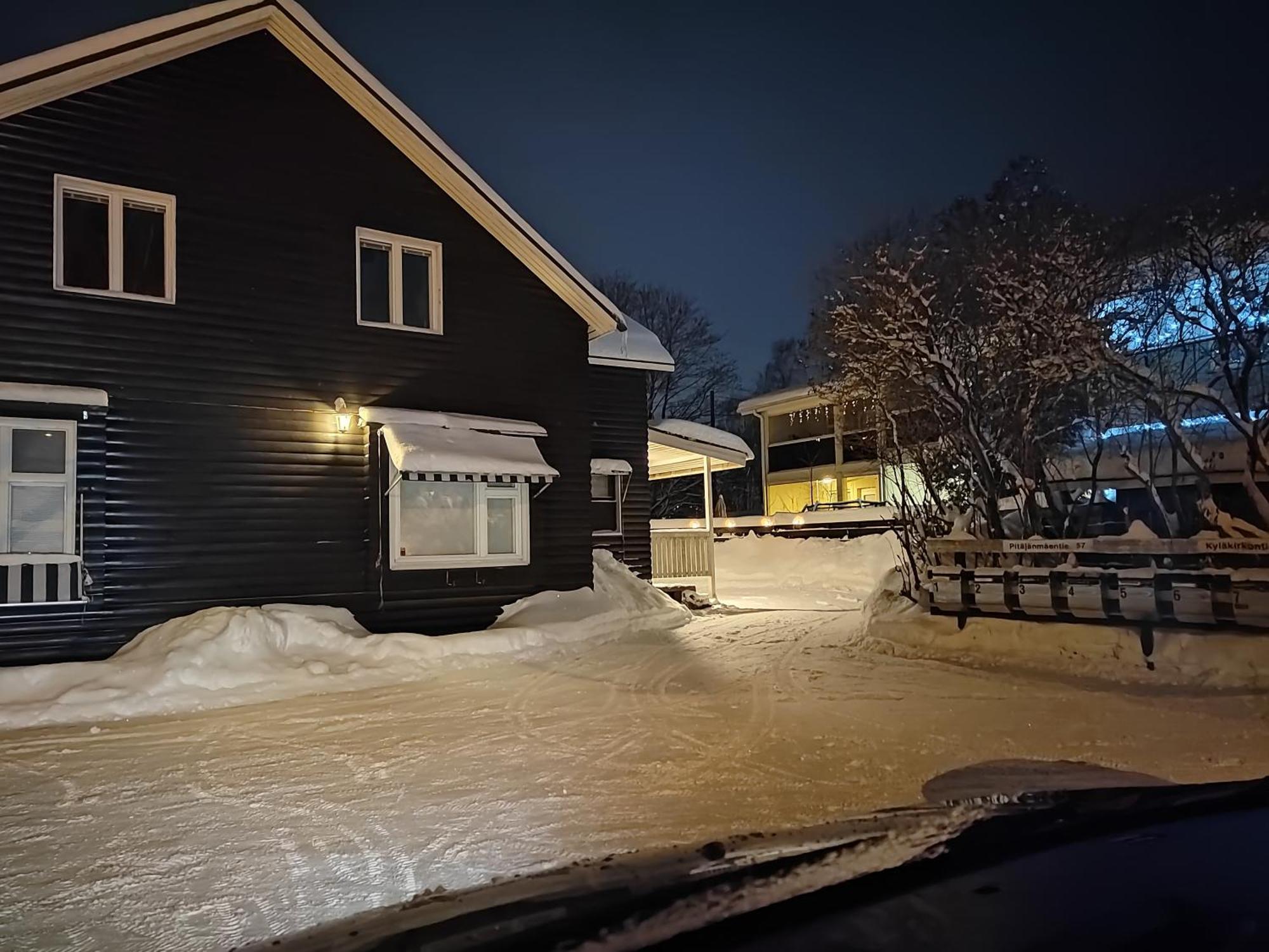 Kalle'S Unluxury Guest House Cl0Sed From 1St Of Feb 2025 Хельсинки Номер фото